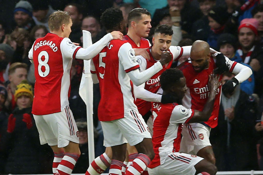 集体破防，火箭记者崩溃发文：现在都气得说不出话来