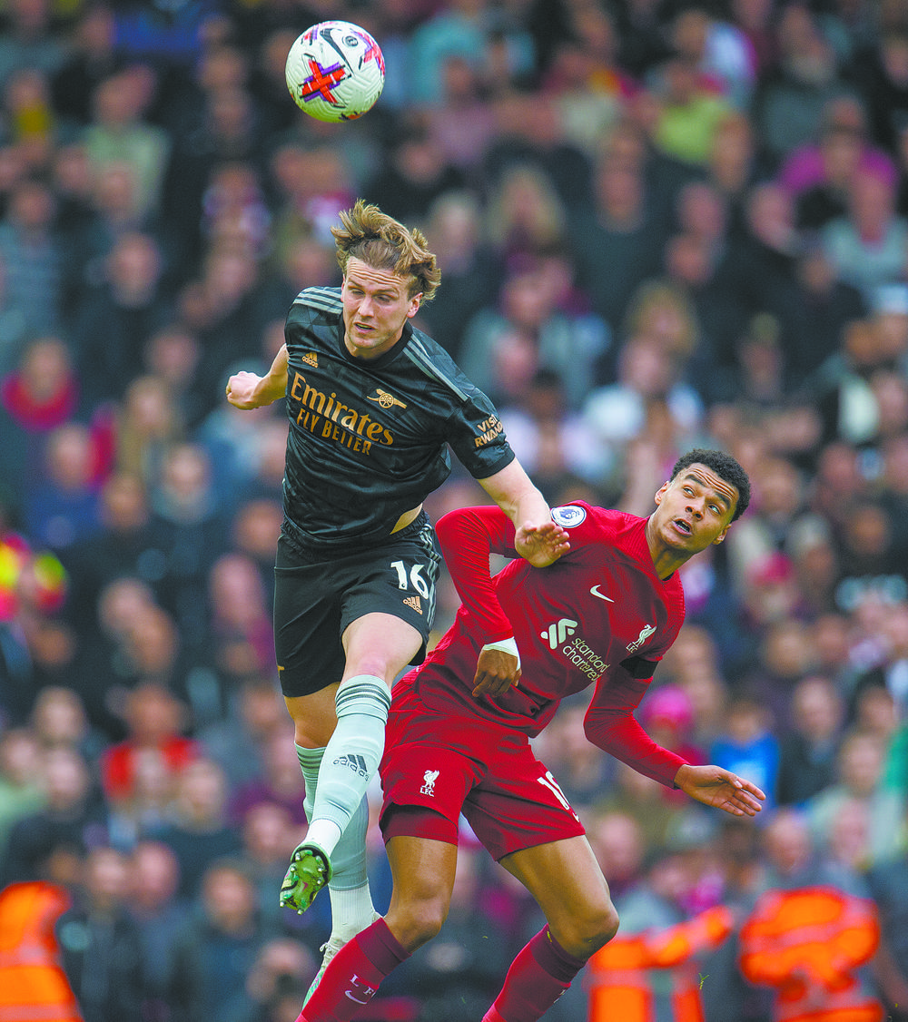 53次触球创纪录！艾顿成湖人进攻新支点，詹东契奇喂饼助其爆发