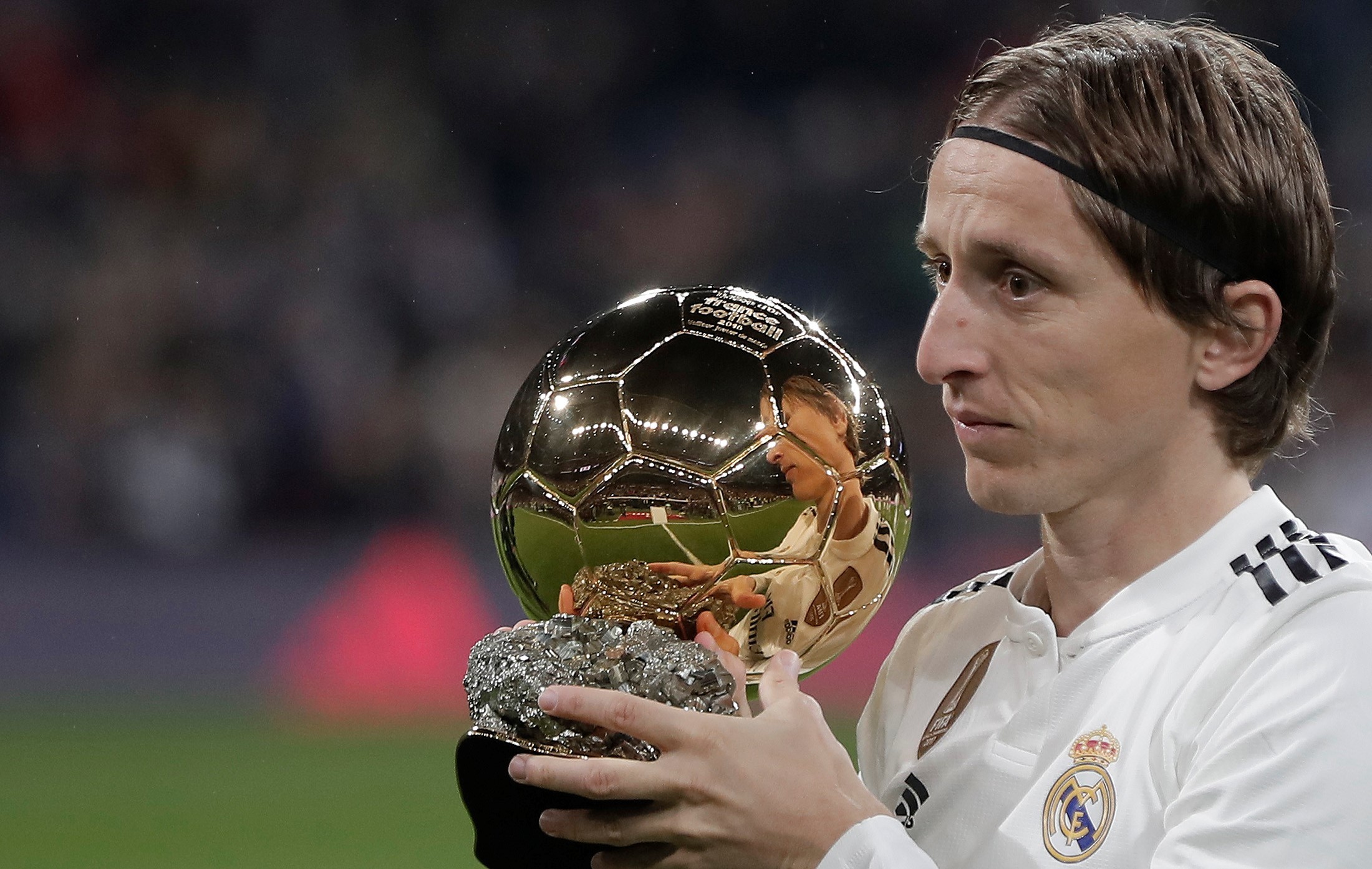 公牛用双向合同签回日本后场新星，裁掉了前快船潜力股？