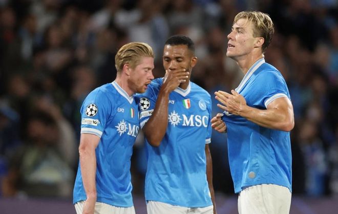 《仙剑奇侠传》官方魔剑飞行器问世：一键翻滚急停