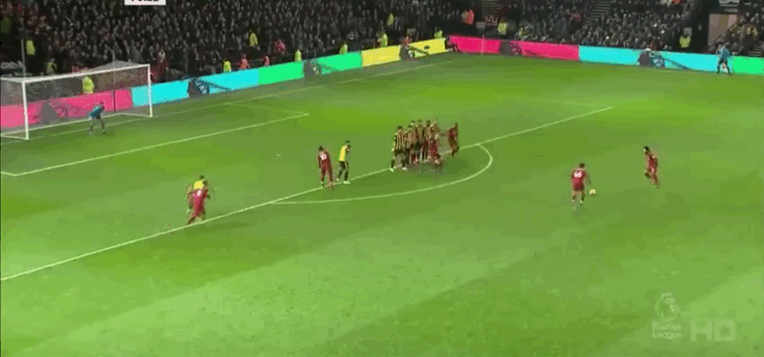 《颂钟长鸣》大型更新概览：新武器、装备与战斗系统